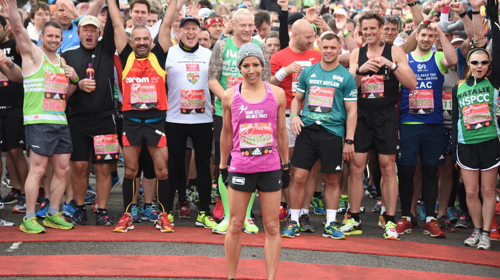 Dame Kelly Holmes starts the London Marathon